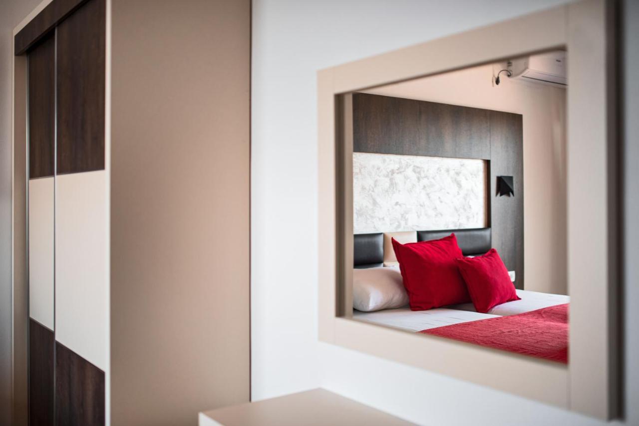 David Lux Beach Rooms Добра-Вода Экстерьер фото