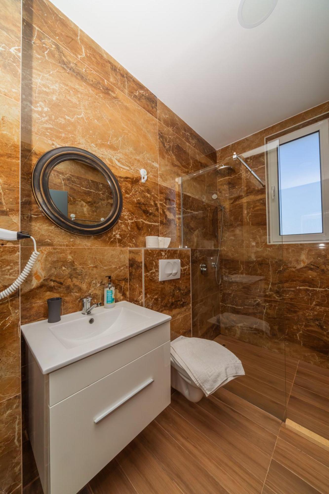 David Lux Beach Rooms Добра-Вода Экстерьер фото