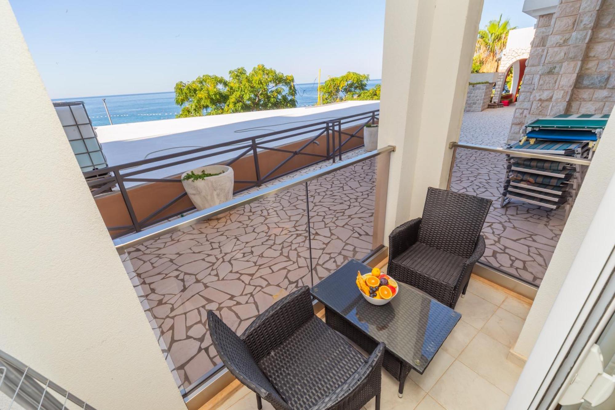 David Lux Beach Rooms Добра-Вода Экстерьер фото